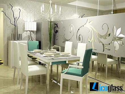 Lựa chọn vách kính nghệ thuật cho không gian nhà phố đẹp Lựa chọn vách kính nghệ thuật cho không gian nhà phố đẹp