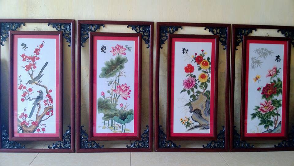 Bộ tranh kính tứ quý mẫu đơn - sen - cúc – đào Bộ tranh kính tứ quý mẫu đơn - sen - cúc – đào